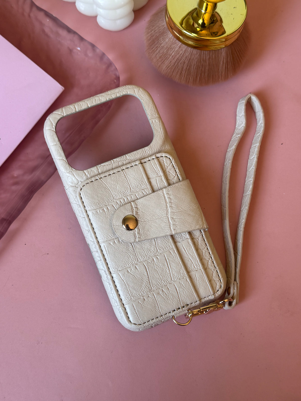 Ivory Croc Pocket Case