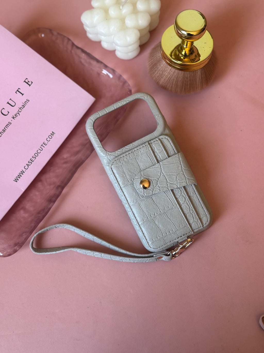 Ice Blue Croc Pocket Case