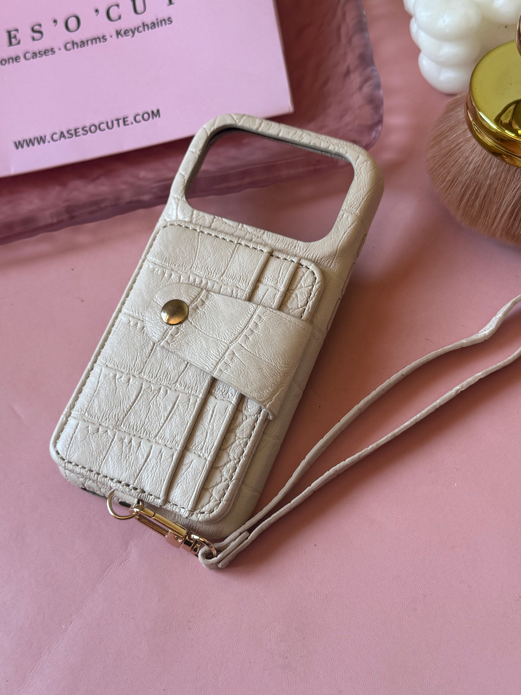 Ivory Croc Pocket Case