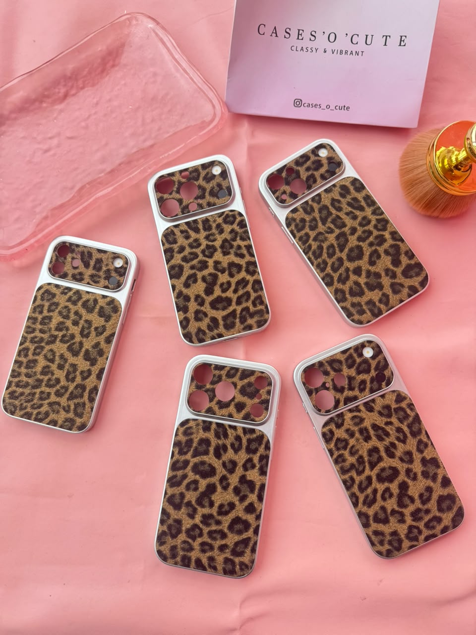 Golden Leopard Glam alt view — Case O Cute